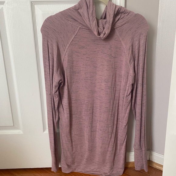 athletic long sleeves top - Picture 1 of 1